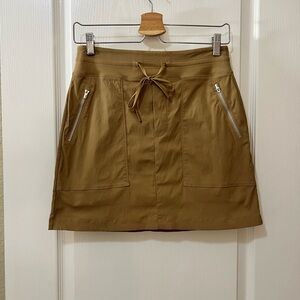 Athleta Trekkie North Brown Skort with Drawstring and Zip Pockets Women’s 4